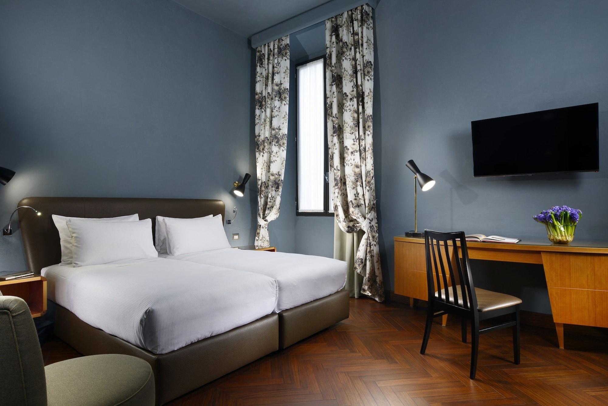 Hotel Garibaldi Blu - Wtb Hotels Florence Exterior photo